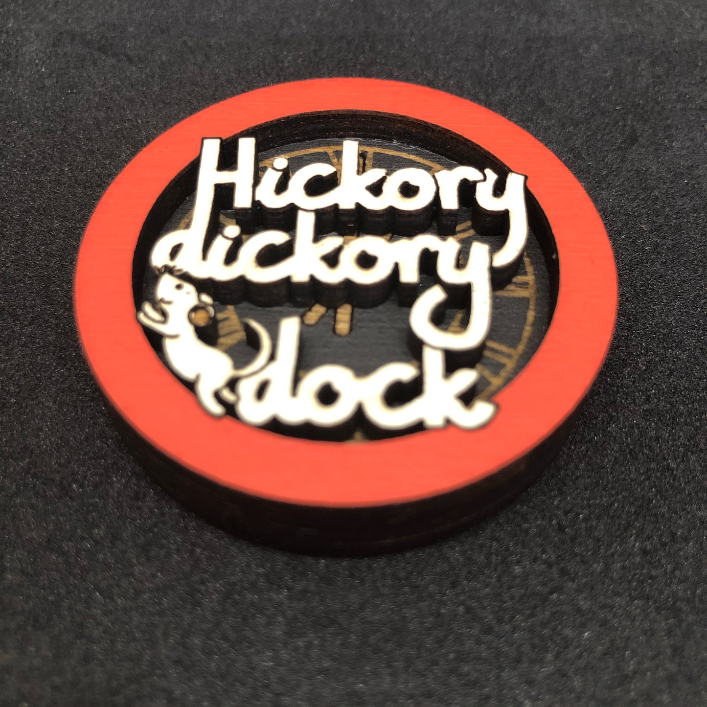 Hickory dickory dock magnet